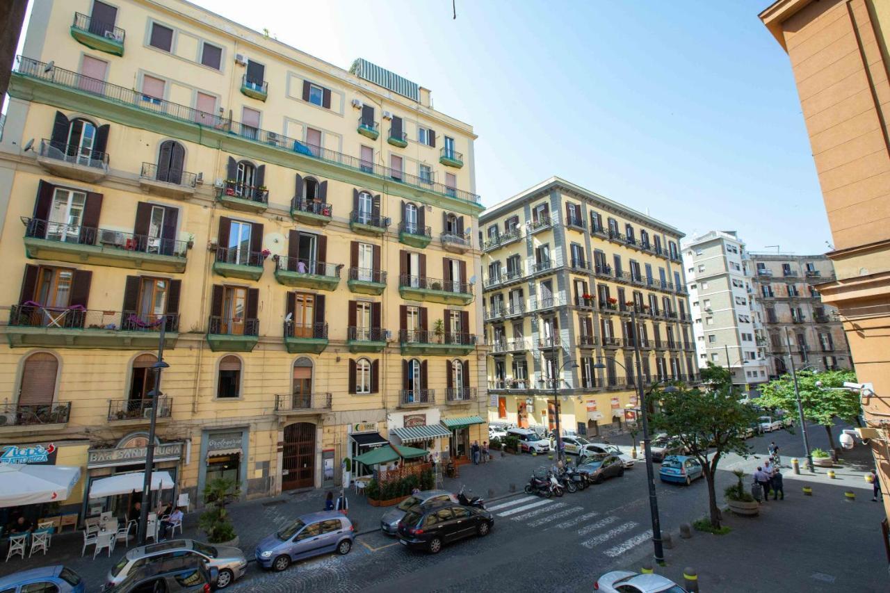La Corte Dei Borboni By Dimorra Napoli Bagian luar foto